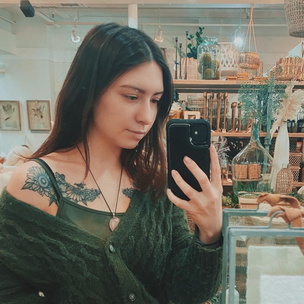 Meet your Posher, Lucy